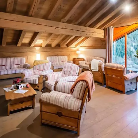 Les Alpages - 3 Pieces Pour 6 Personnes Mae-3854